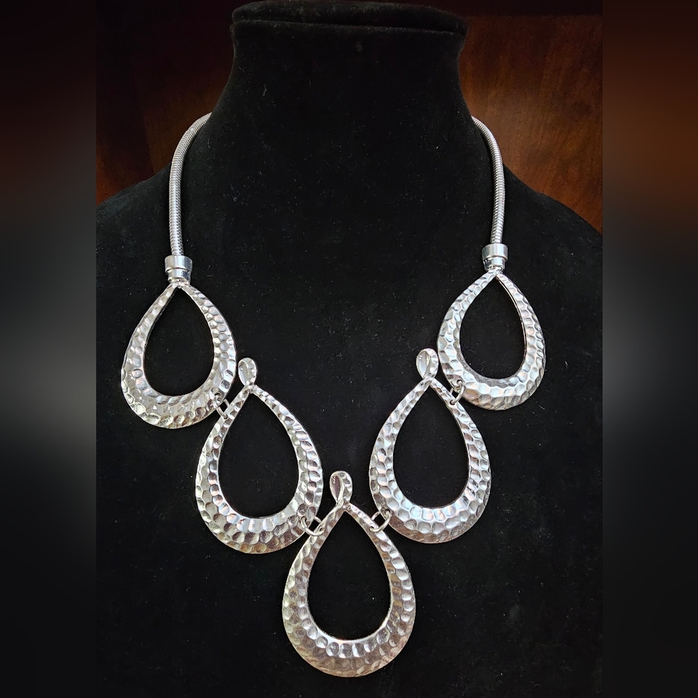 Silver Tone Sparkling Teardrop Necklace